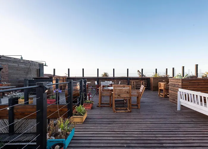 Loef Hostal